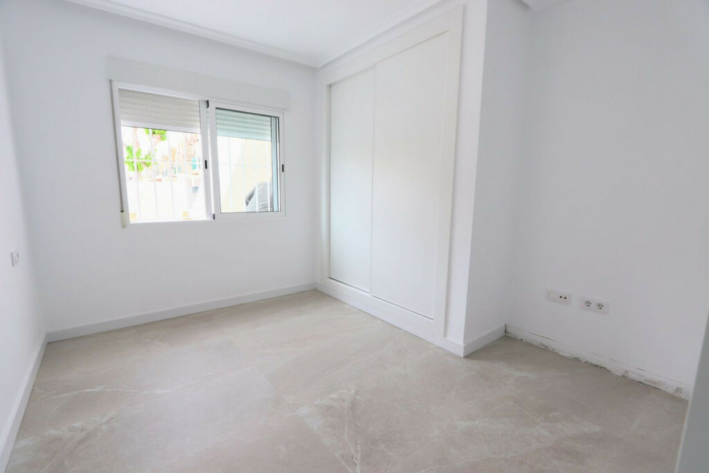 Ground Floor Apartment Pilar de la Horadada Alicante - image 12