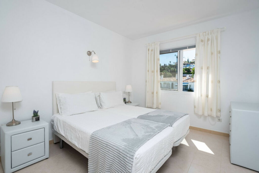 Penthouse Benahavís Málaga - image 13