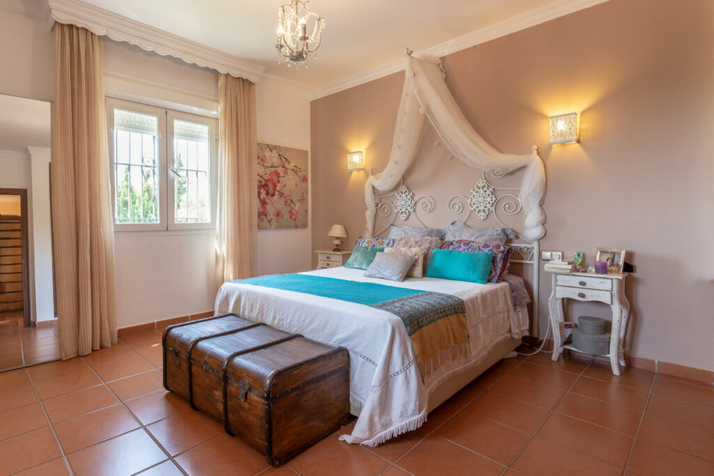 Detached Villa Marbella Málaga - image 13
