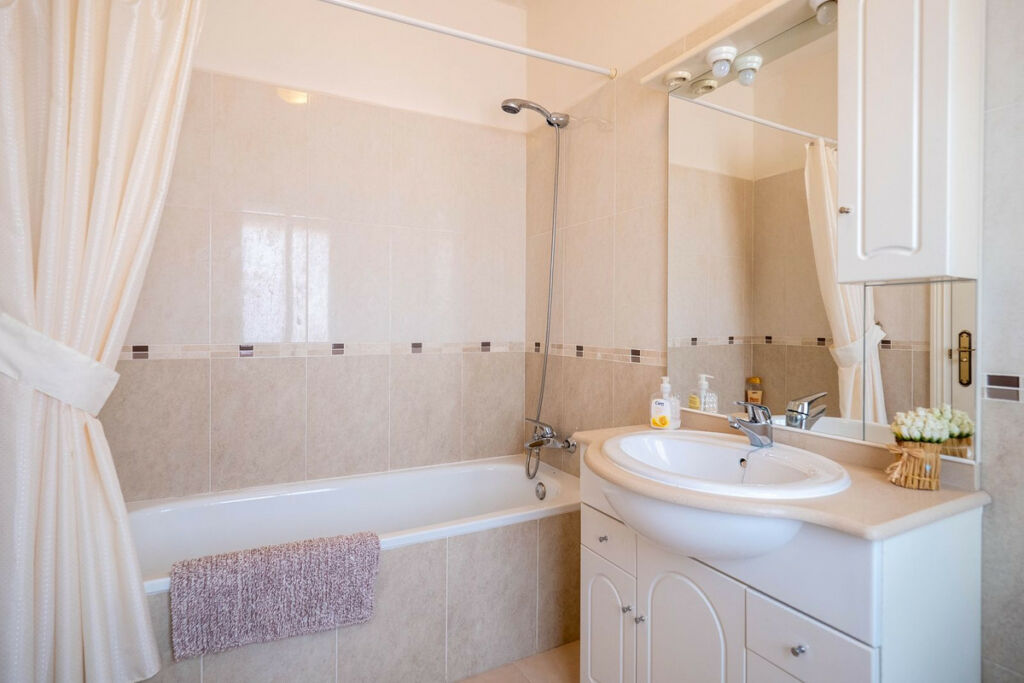 Detached Villa Alhaurín el Grande Málaga - image 14