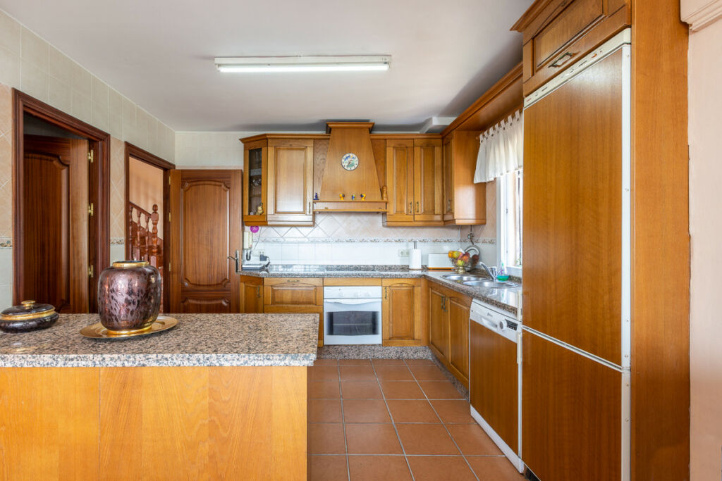 Detached Villa Marbella Málaga - image 15