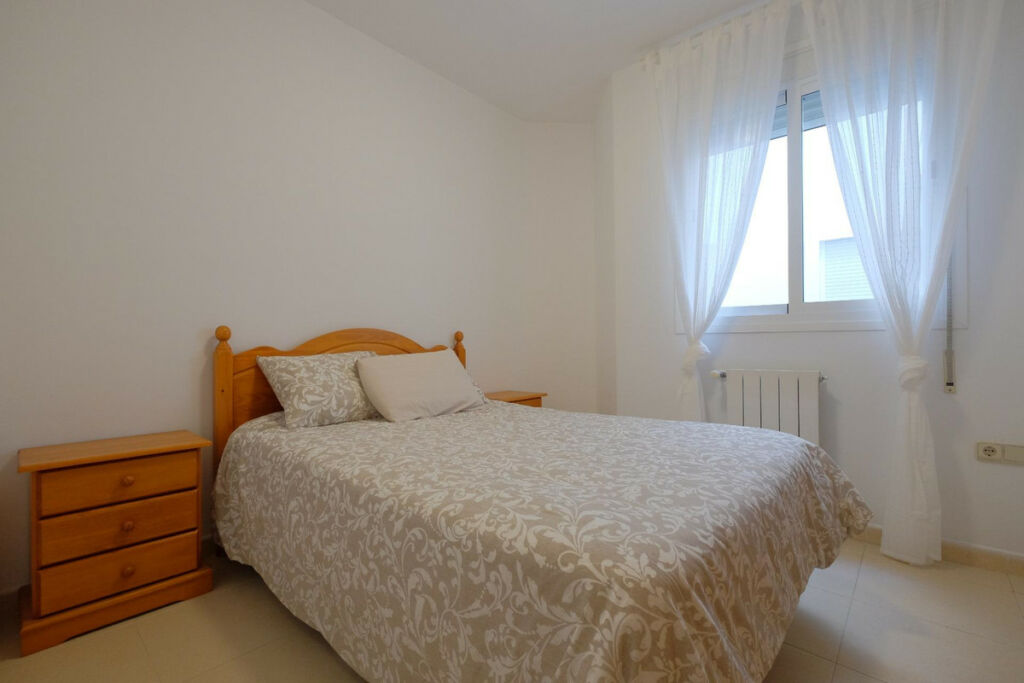 Middle Floor Apartment Calpe Alicante - image 15