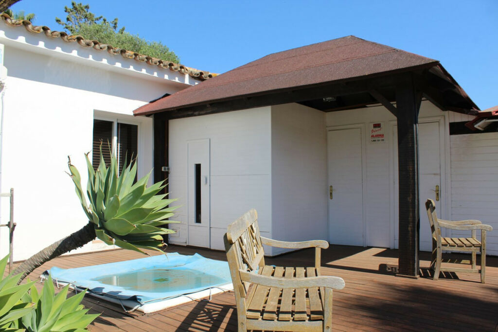 Detached Villa Sotogrande Costa Cádiz - image 16