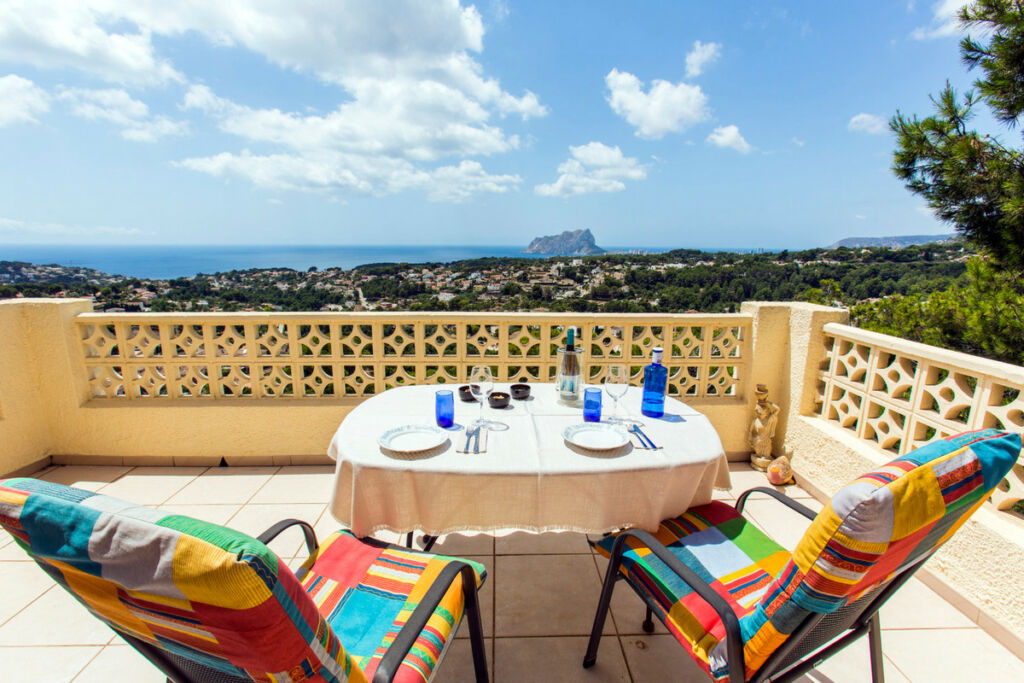 Detached Villa Montemar Alicante - image 15