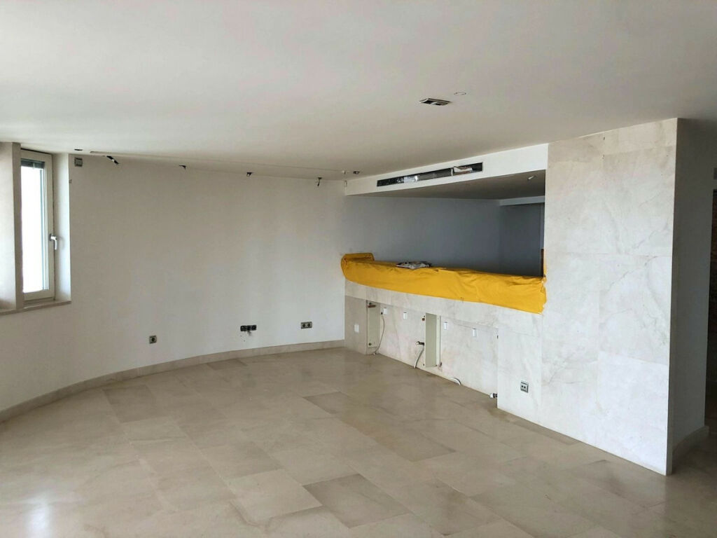 Detached Villa El Altet Alicante - image 16