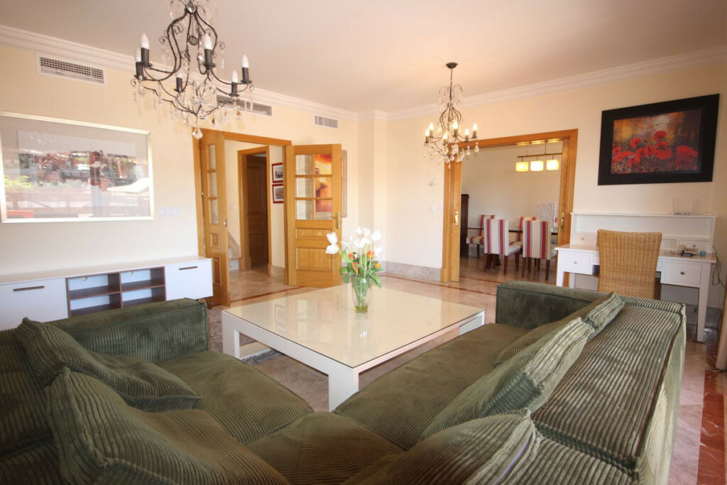 Semi-Detached House Santa Clara Málaga - image 16