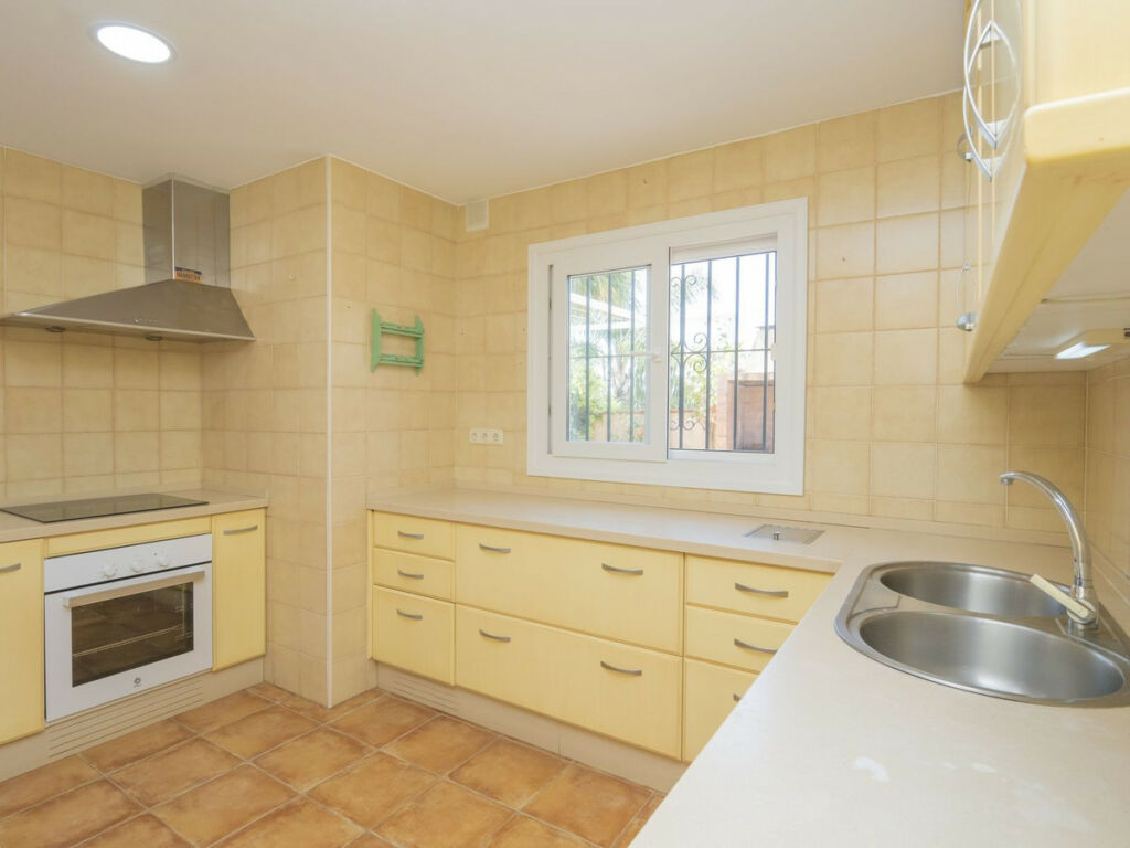 Detached Villa Marbella Málaga - image 16