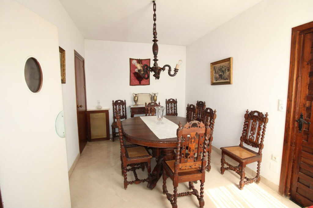 Top Floor Apartment Antequera Málaga - image 7