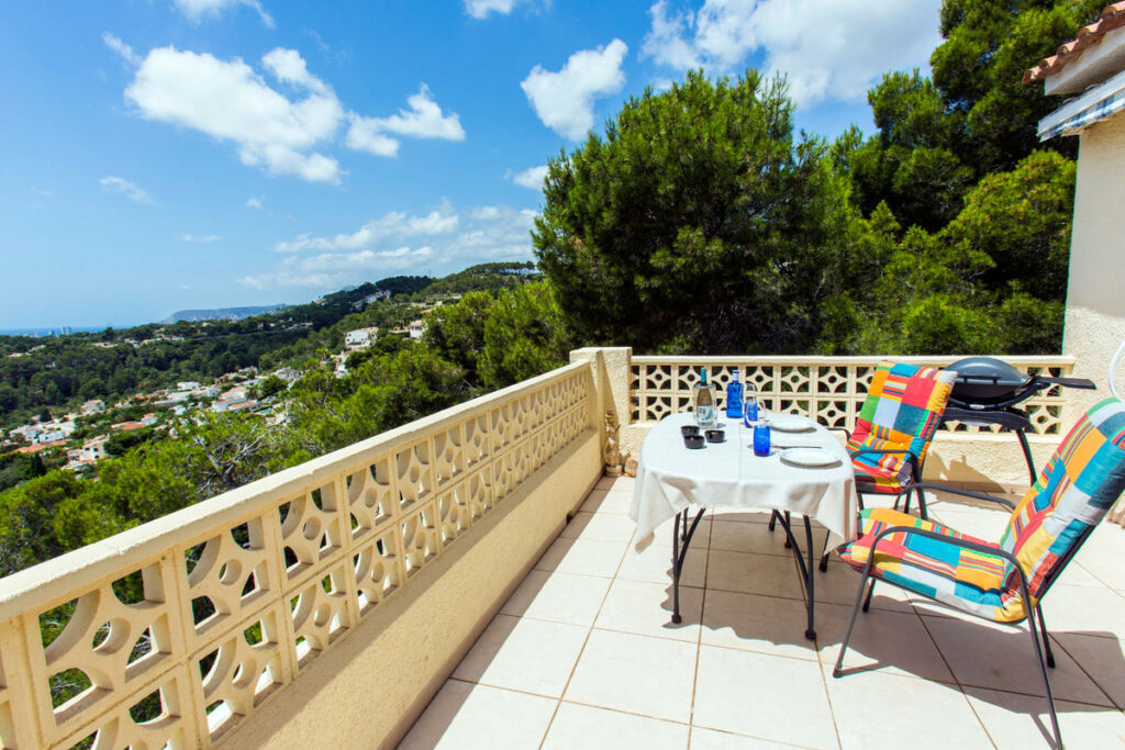 Detached Villa Montemar Alicante - image 16