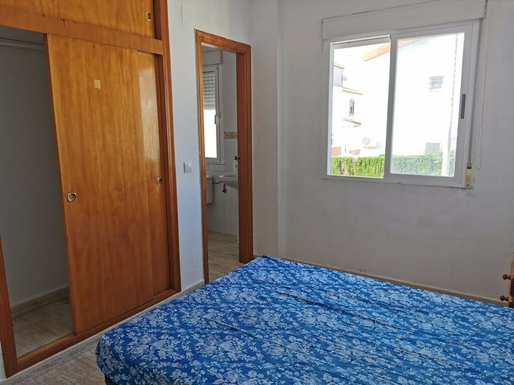 Middle Floor Apartment Aguas Nuevas Alicante - image 16