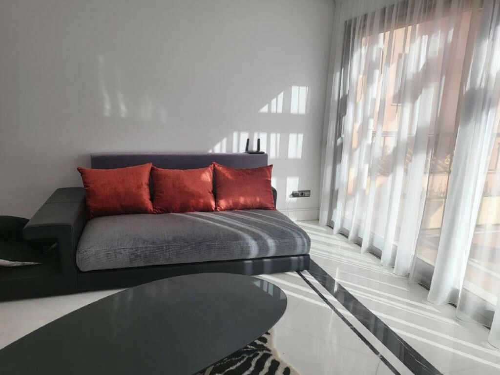 Middle Floor Apartment Puerto Banús Málaga - image 16