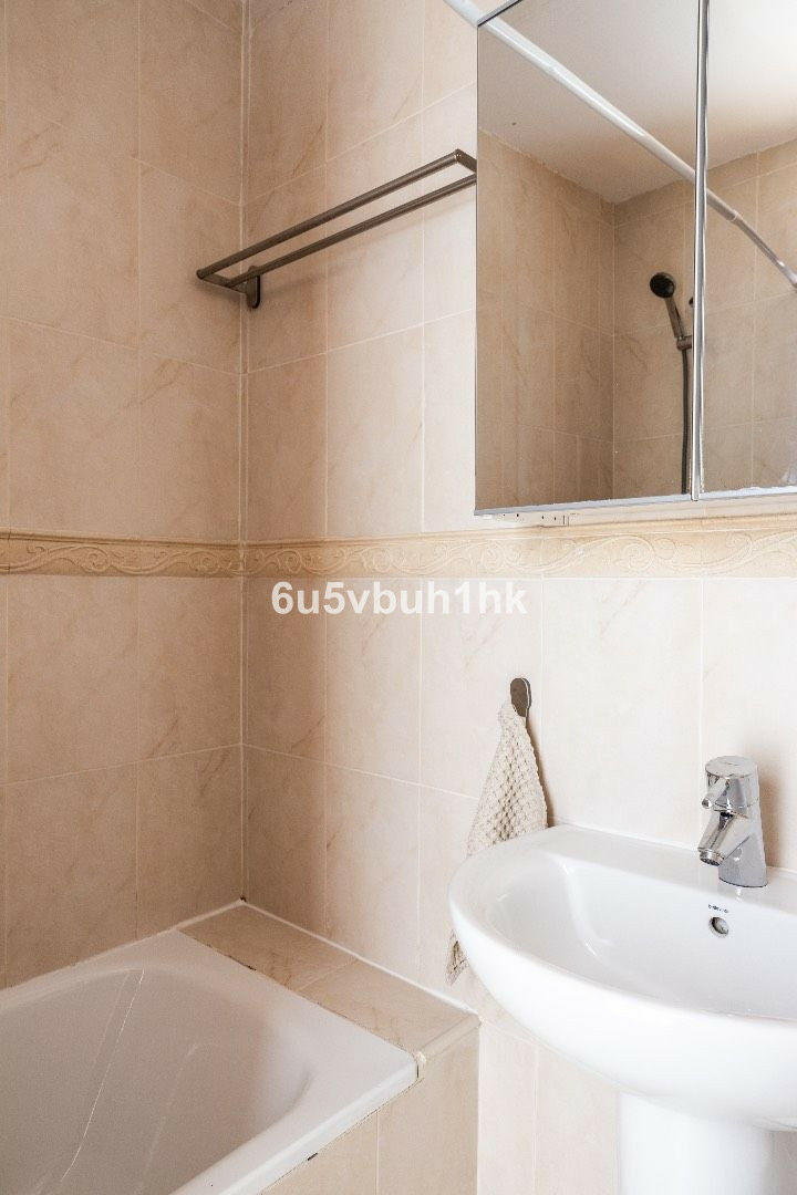Middle Floor Apartment Málaga Málaga - image 17