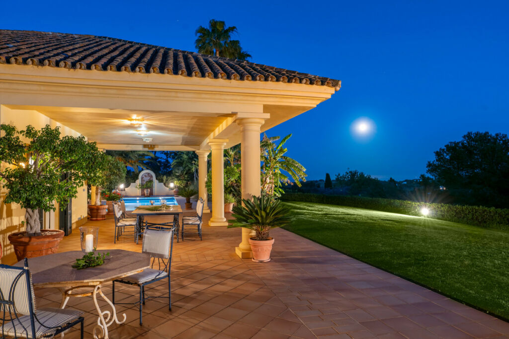 Detached Villa Sotogrande Alto Cádiz - image 17
