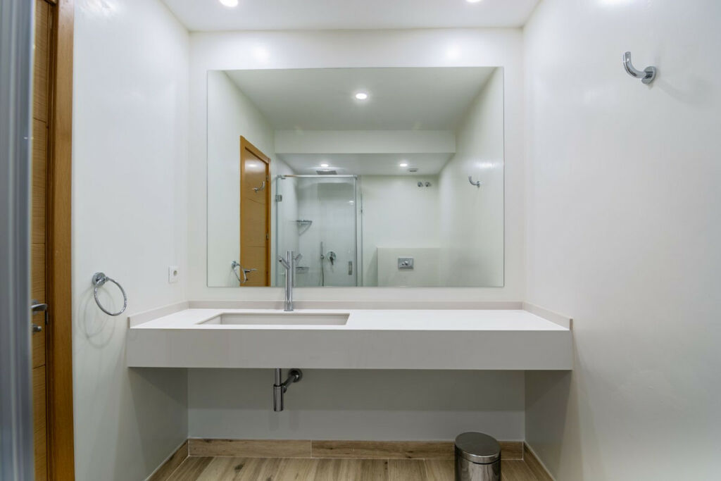 Penthouse Guadalmina Baja Málaga - image 17