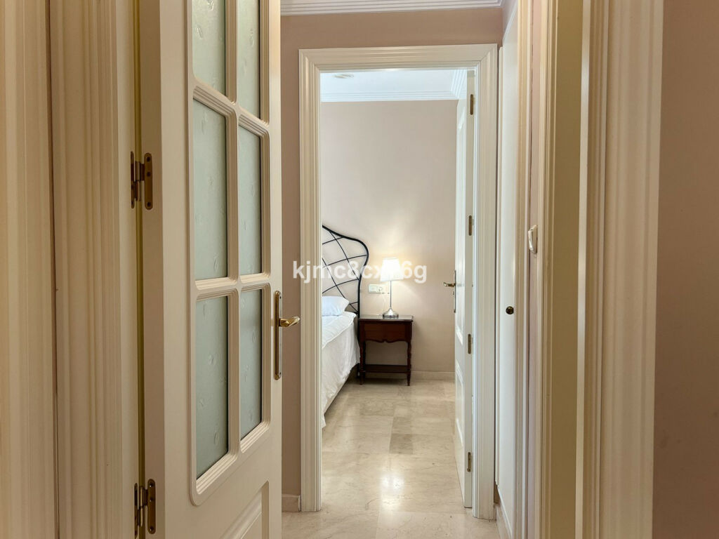 Middle Floor Apartment Marbella Málaga - image 17