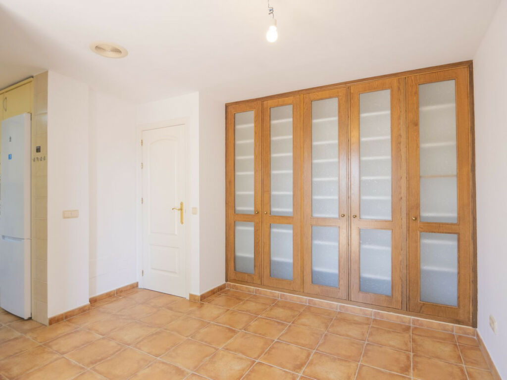 Detached Villa Marbella Málaga - image 17