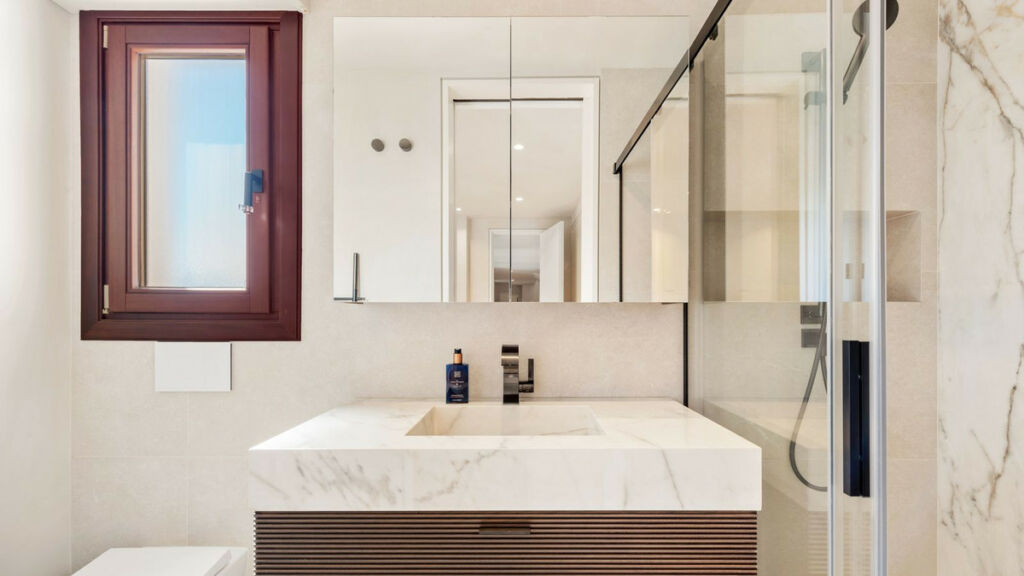 Penthouse The Golden Mile Málaga - image 17