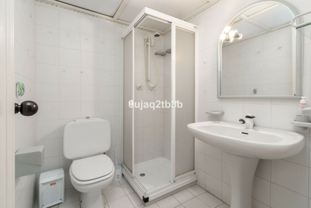Top Floor Apartment Marbella Málaga - image 18