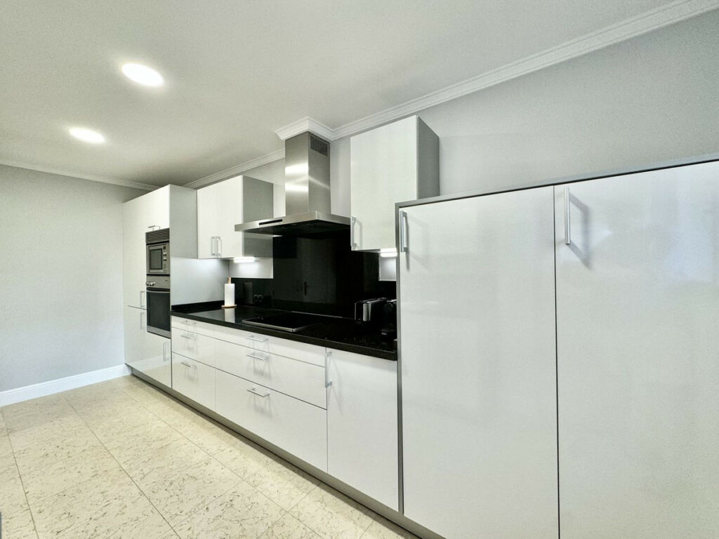 Ground Floor Apartment Nueva Andalucía Málaga - image 18