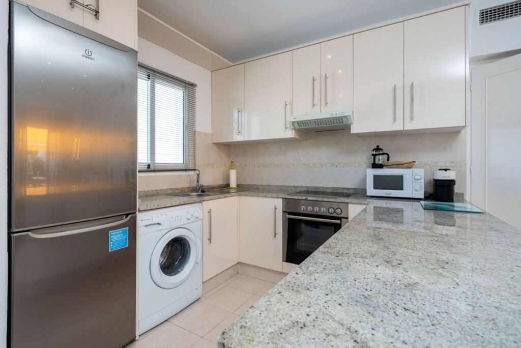 Penthouse Benahavís Málaga - image 18