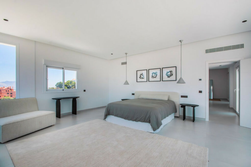 Detached Villa La Mairena Málaga - image 18