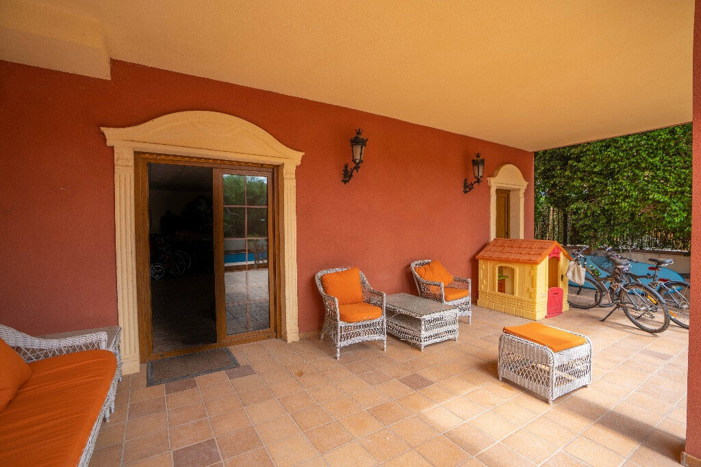 Detached Villa Campoamor Alicante - image 18
