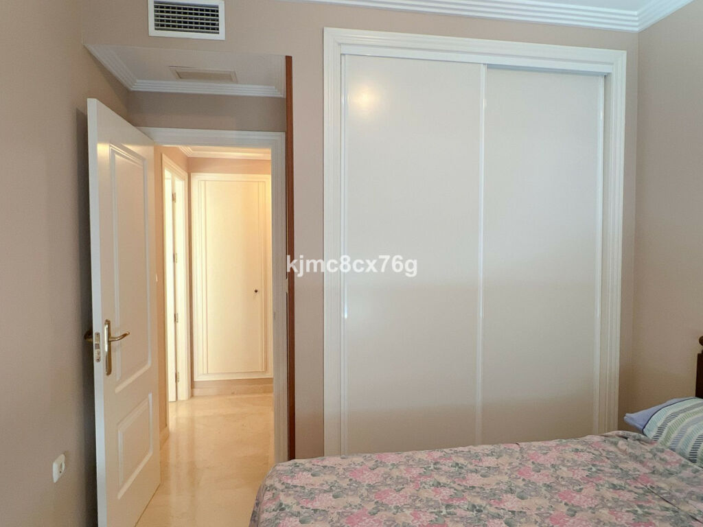 Middle Floor Apartment Marbella Málaga - image 19