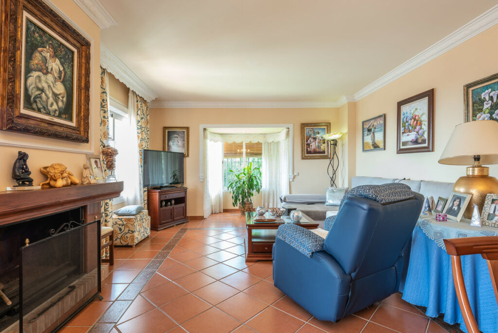 Detached Villa Marbella Málaga - image 19