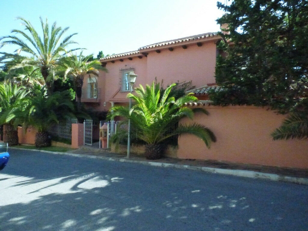 Detached Villa Torrenueva Málaga - image 19