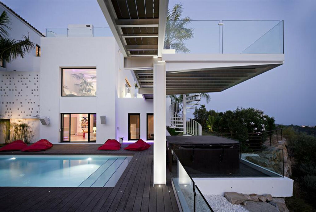 Detached Villa Atalaya Málaga - image 2
