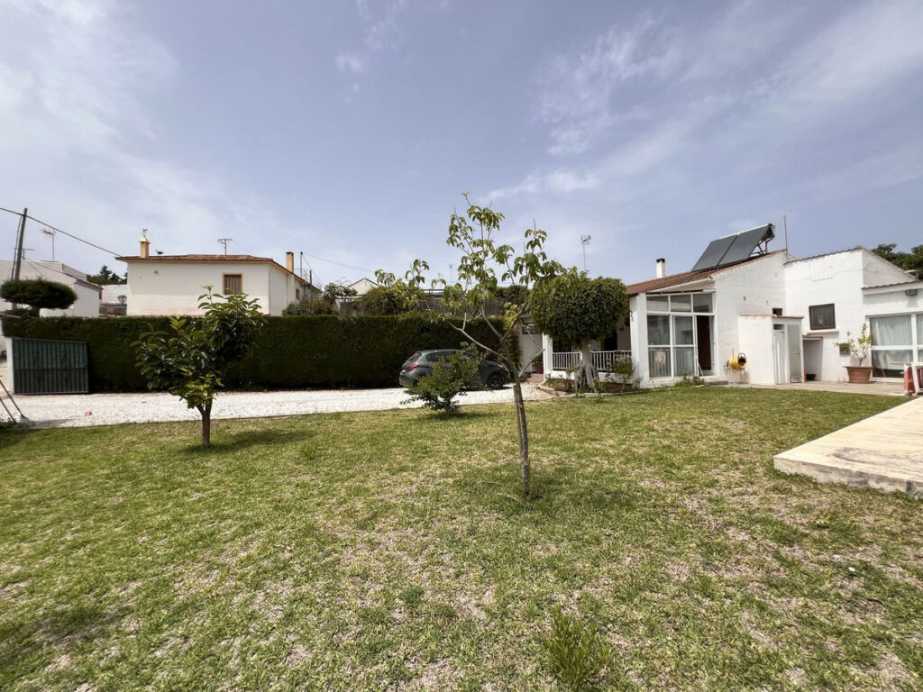 Detached Villa Selwo Málaga - image 2