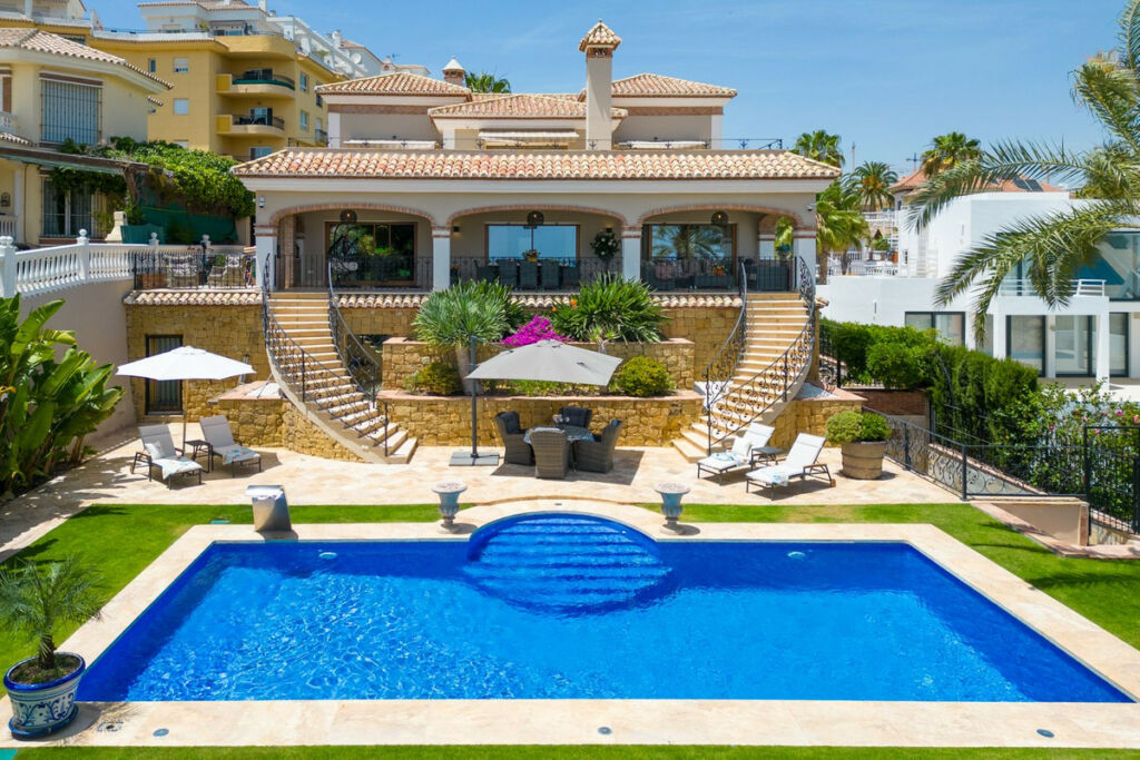 Detached Villa La Cala de Mijas Málaga - image 4