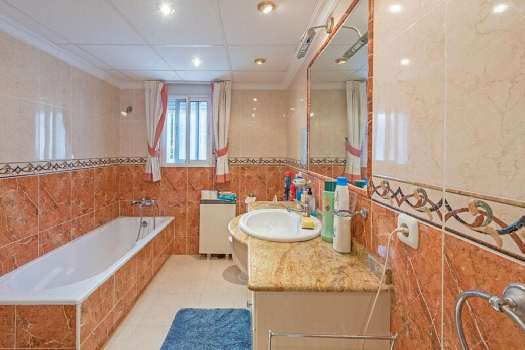 Detached Villa La Murada Alicante - image 2