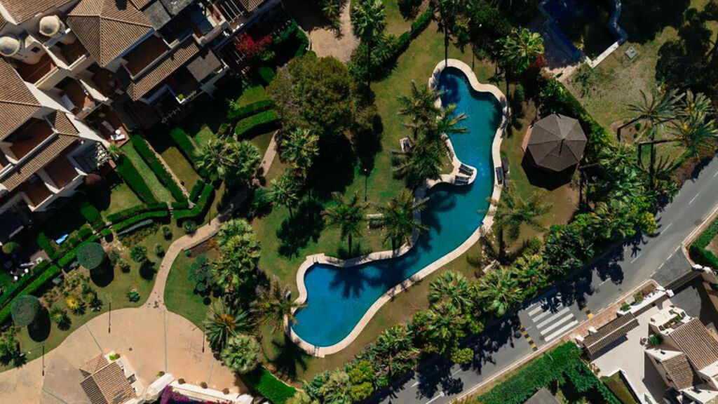 Ground Floor Apartment Puerto Banús Málaga - image 17