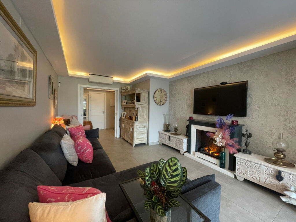 Ground Floor Apartment El Paraiso Málaga - image 19