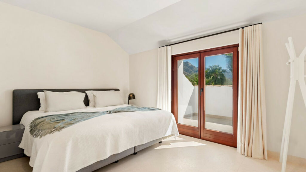 Penthouse The Golden Mile Málaga - image 20