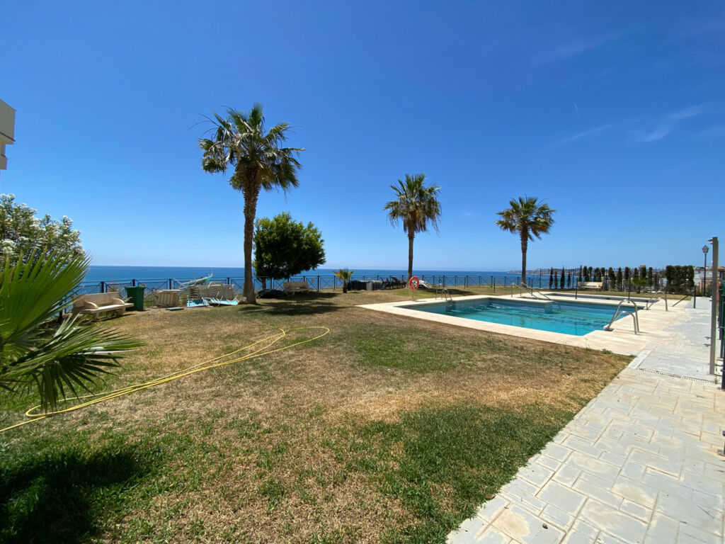 Ground Floor Apartment Carvajal Málaga - image 19