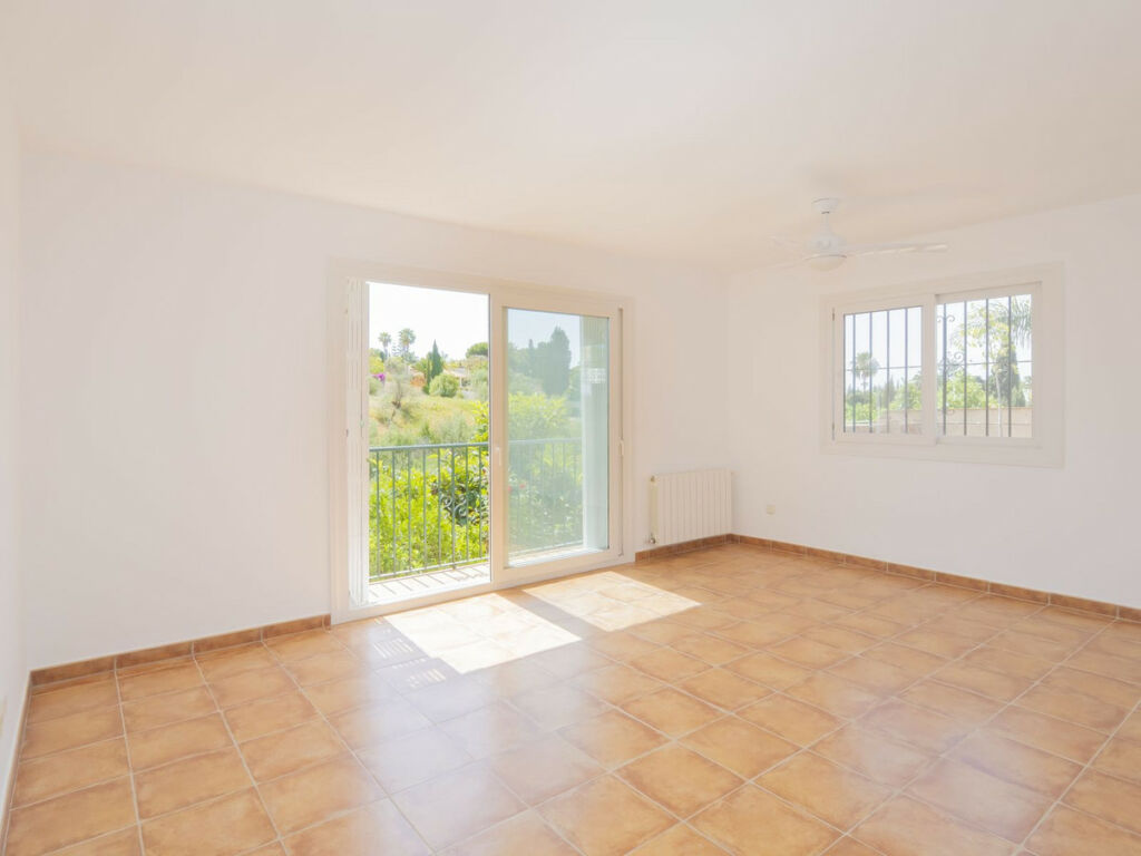 Detached Villa Marbella Málaga - image 21