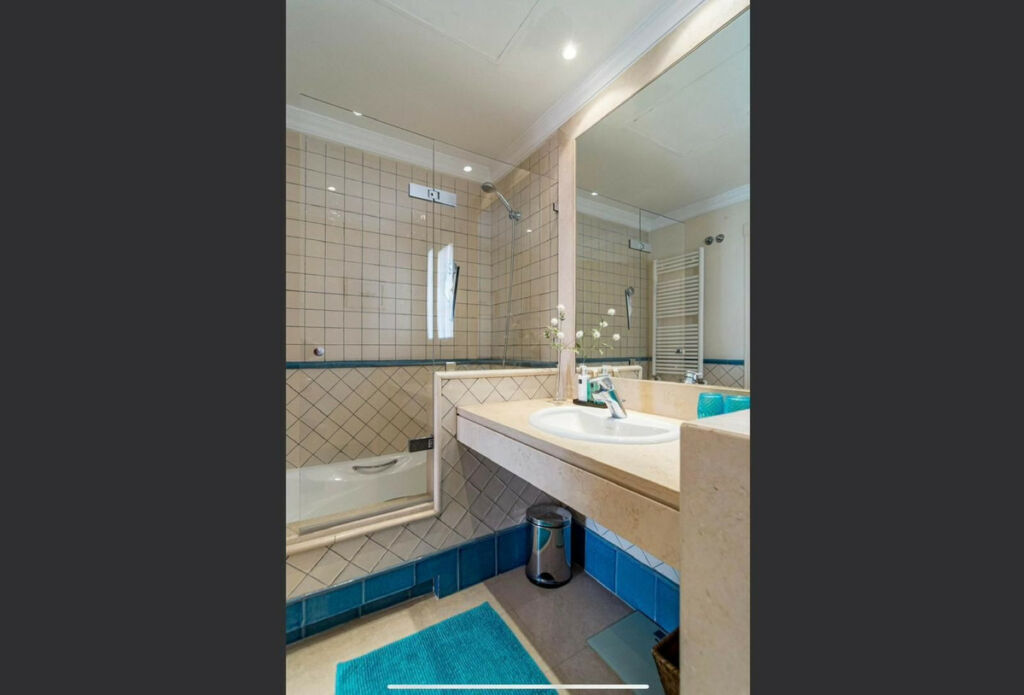 Detached Villa Marbella Málaga - image 21