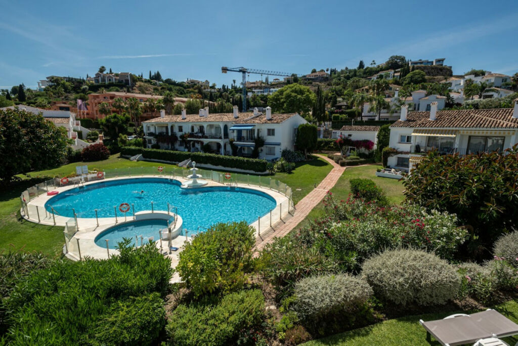Penthouse Benahavís Málaga - image 22