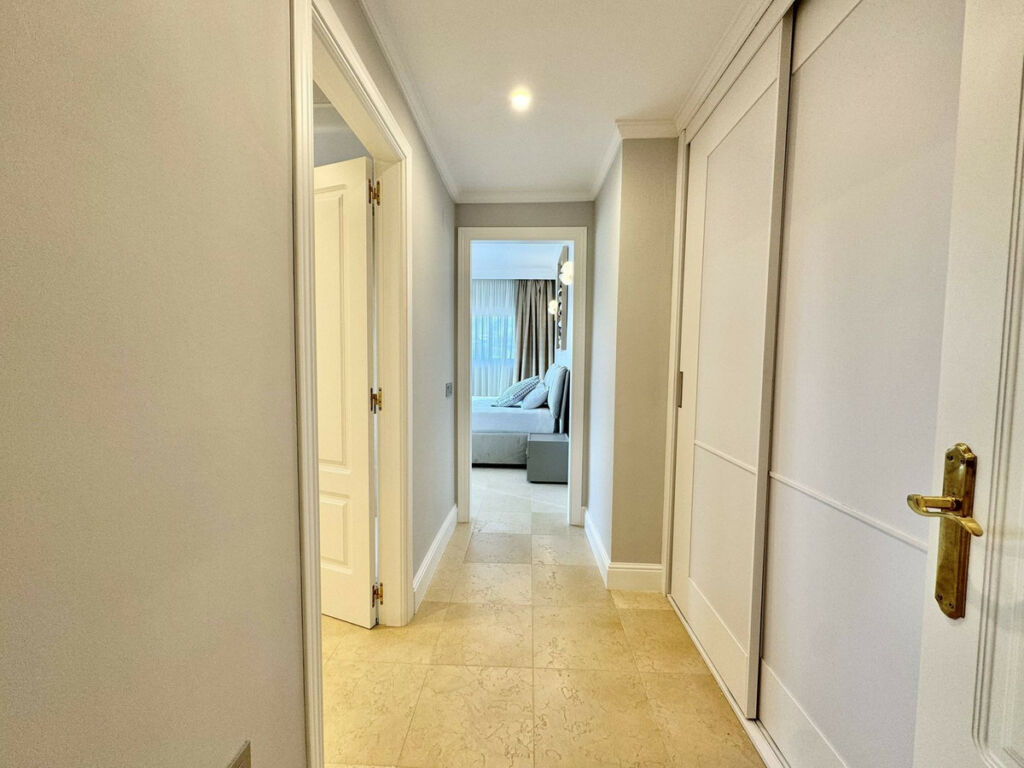 Ground Floor Apartment Nueva Andalucía Málaga - image 24