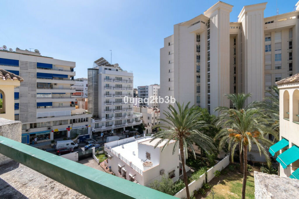 Top Floor Apartment Marbella Málaga - image 24