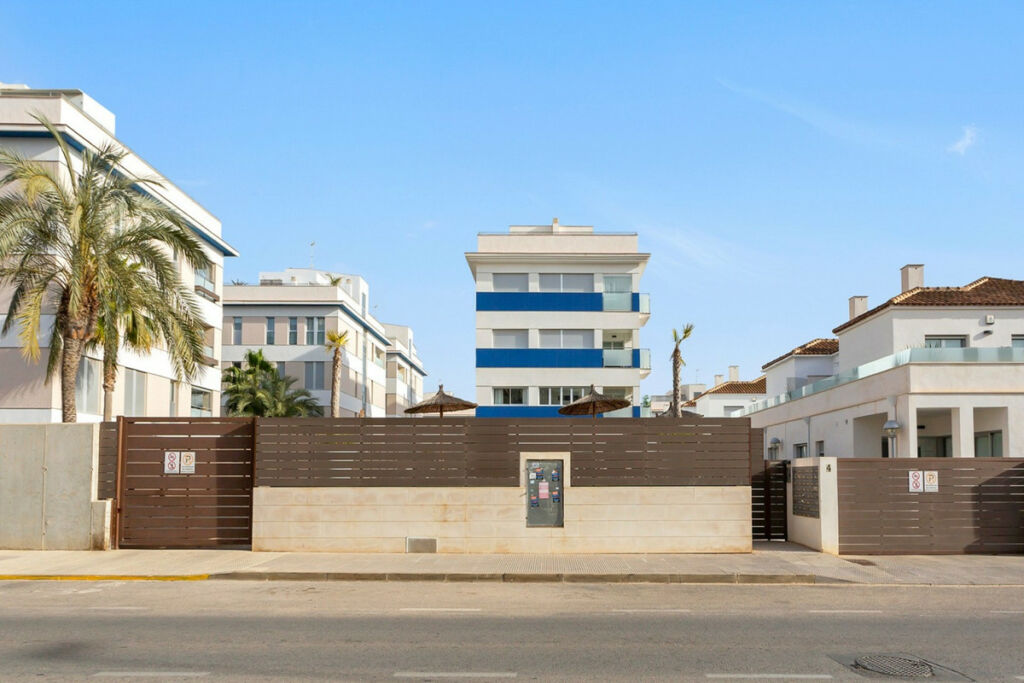 Middle Floor Apartment Villamartin Alicante - image 26