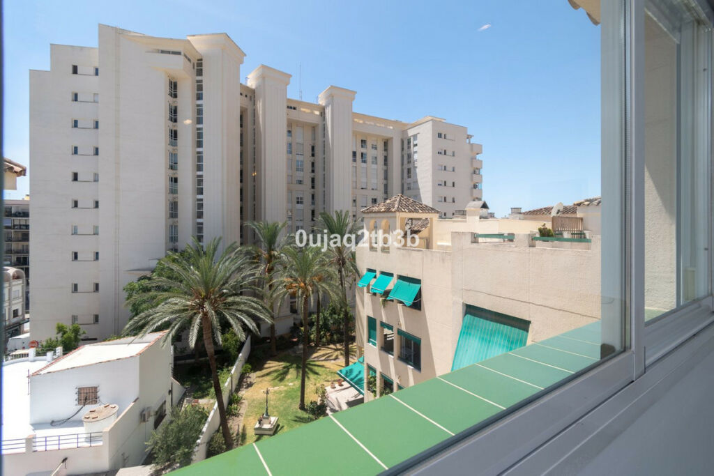 Top Floor Apartment Marbella Málaga - image 25