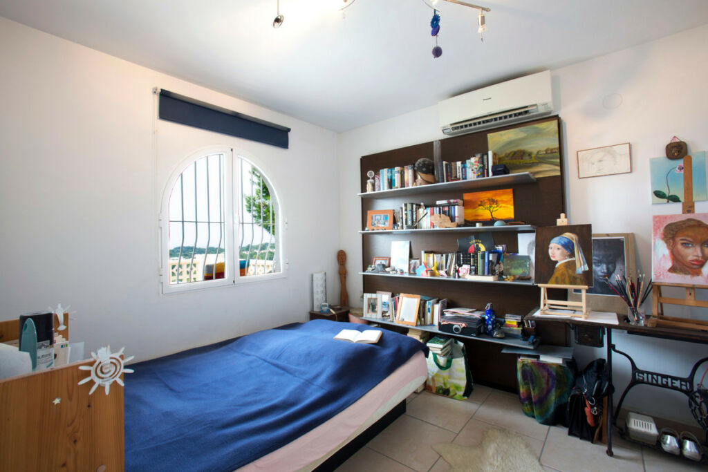 Detached Villa Montemar Alicante - image 25
