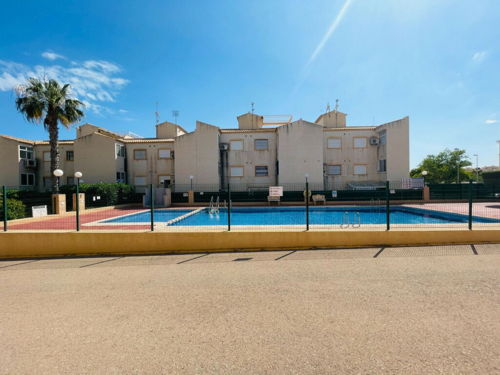 Middle Floor Apartment La Florida Alicante - image 25