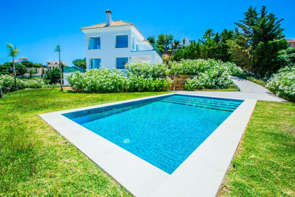 Detached Villa La Mairena Málaga - image 25