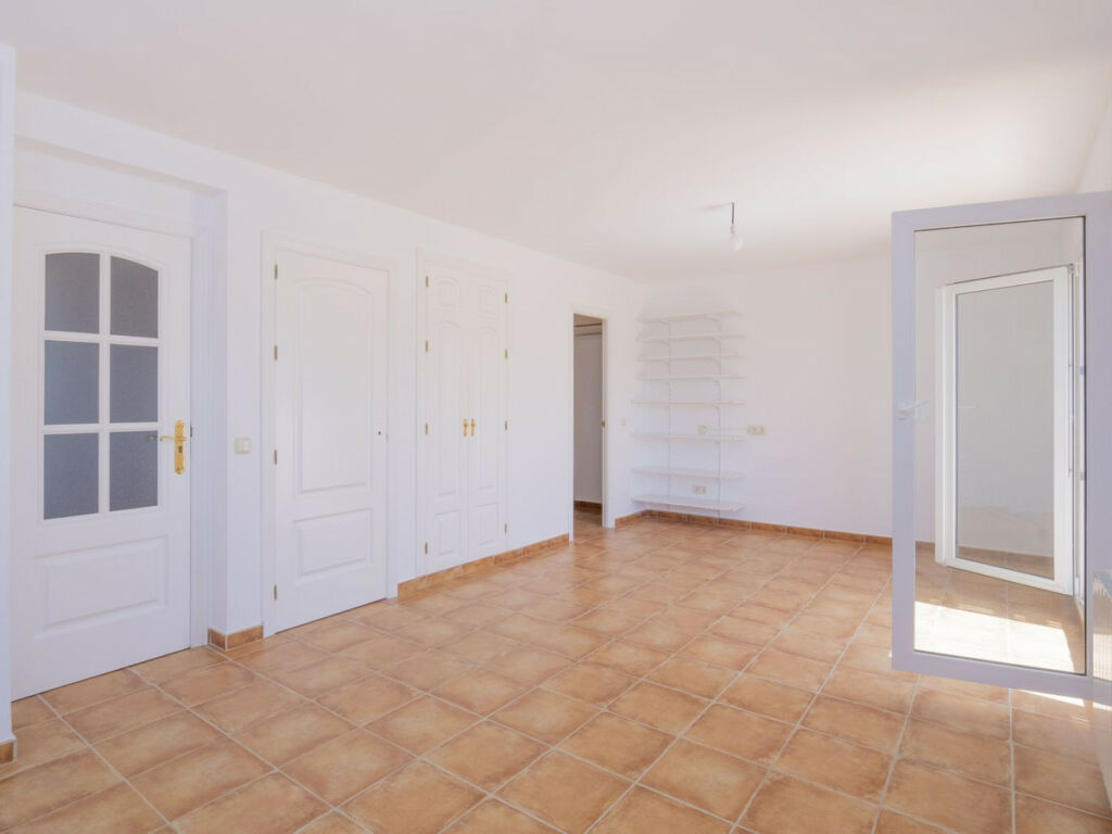 Detached Villa Marbella Málaga - image 26
