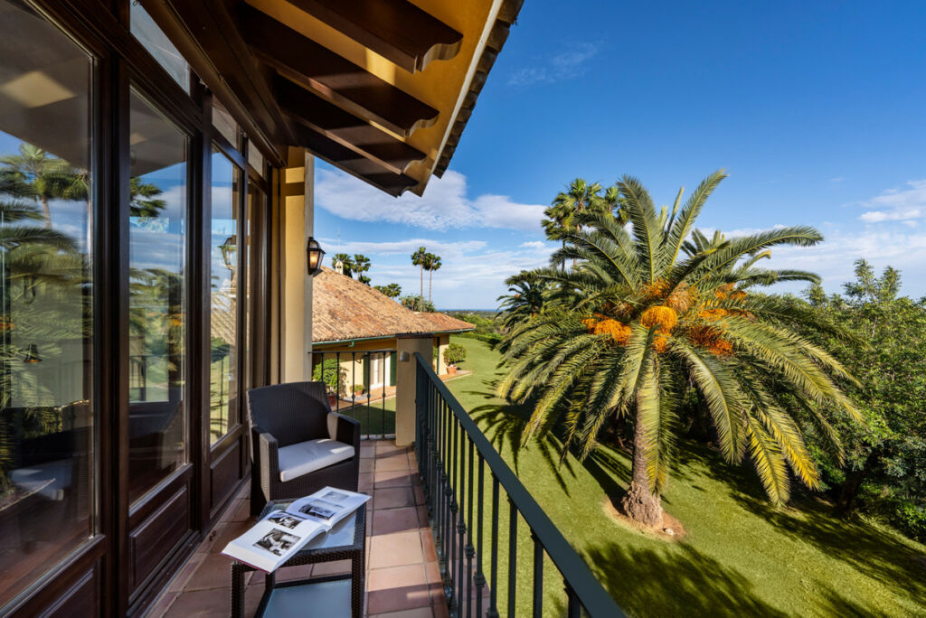Detached Villa Sotogrande Alto Cádiz - image 26