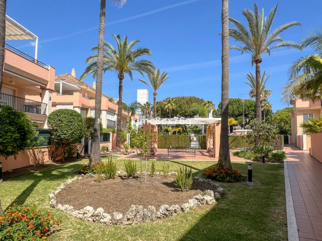 Middle Floor Apartment Marbella Málaga - image 27